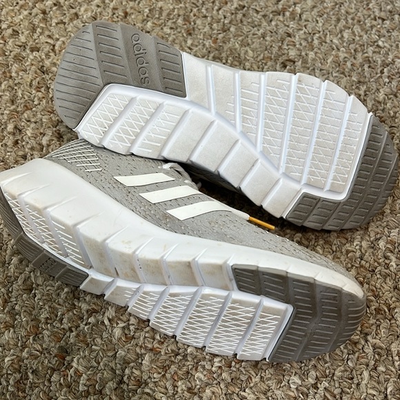 EUC Ortholite Adidas shoes. - Picture 4 of 5